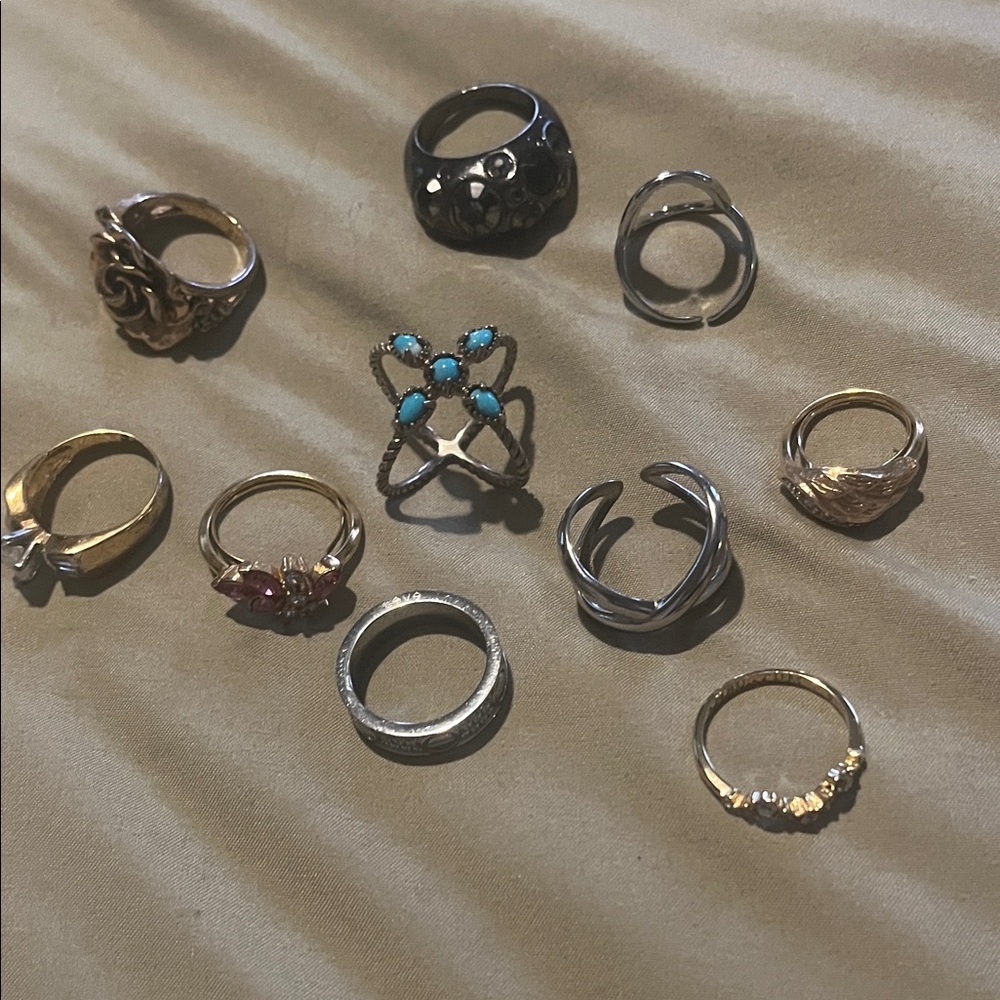Elegant Gold and Silver Ring Set